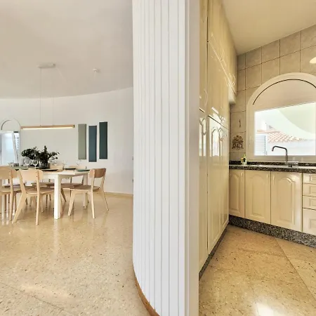 Don Antonio 아파트 사우살